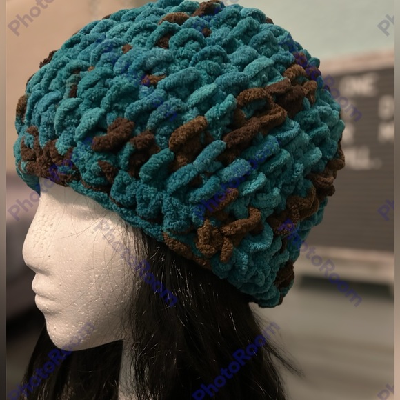 Handmade Knitted Hat - Picture 2 of 2